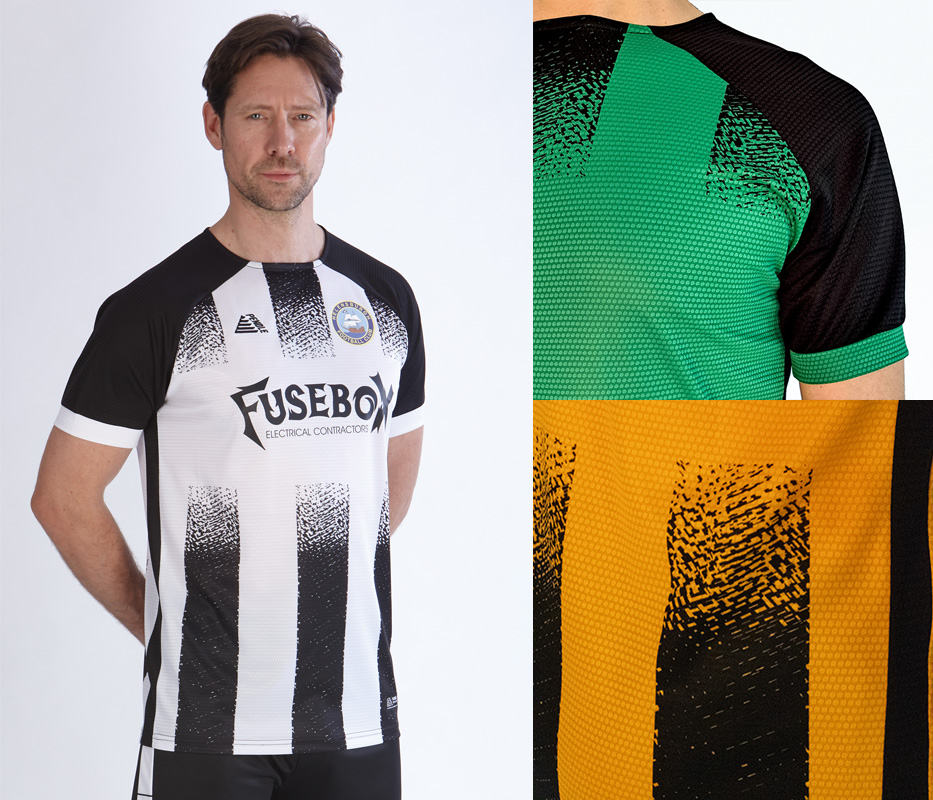 New football shirts 2025 - Barca striped short sleeved shirt in white and black