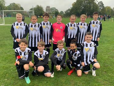 Fisher Youth Under 11s in their Pendle Kits